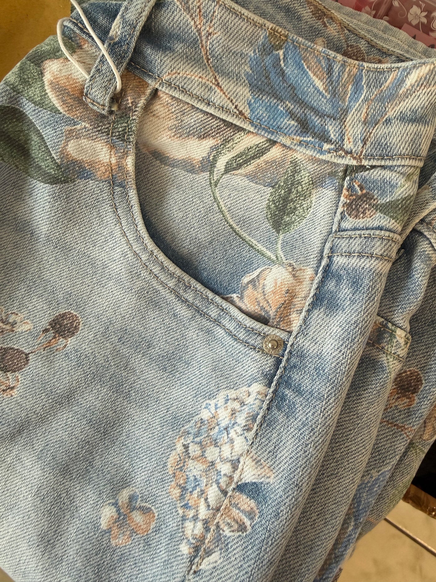 Jeans Wide-Leg a Fantasia Floreale – Fresh & Chic